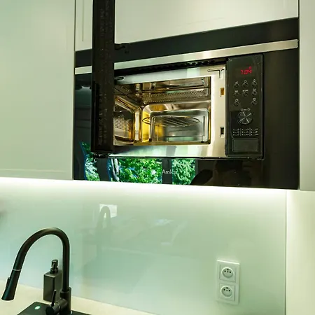 Park View - 150m Do Metra- Bezplatny Parking * Varsovie