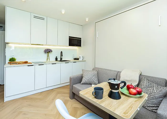 Park View - 150m Do Metra ורשה