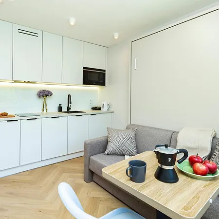 Park View - 150m Do Metra- Bezplatny Parking Varsavia